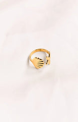 Aquaria Gold Seashell Ring